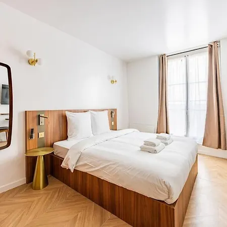 152 Luxueuse-etienne Marcel-chatelet-paris 3 *