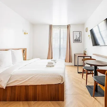 152 Luxueuse-etienne Marcel-chatelet-paris 3